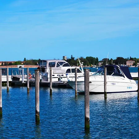 Boathotels Marina Sant'elena Bateau-hôtel Venise